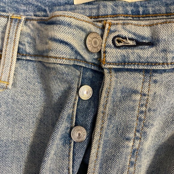 LEVI'S
Trendy Plus Size Cotton Ribcage High-Rise Jeans. - Picture 6 of 8